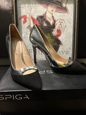 Via Spiga Black and Silver Pointed Toe Bow Pumps